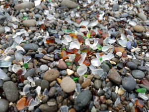 Le spiagge più strane del mondo, Glass Beach California