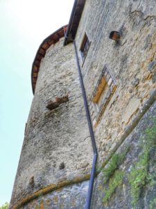 Castello di Monti di Licciana, scorcio delle mura