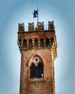 Santarcangelo di Romagna, dettaglio del campanile