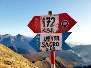 Escursione sul Monte Sagro, indicazioni lungo il sentiero