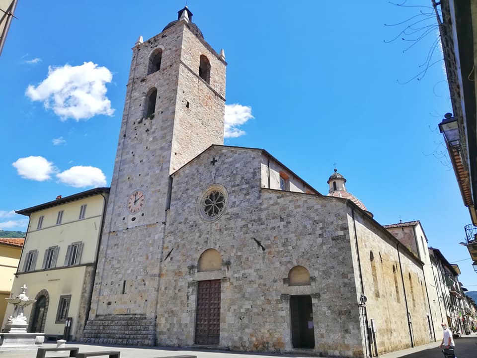 Cosa vedere a Camaiore, Collegiata di Sanata Maria Assunta