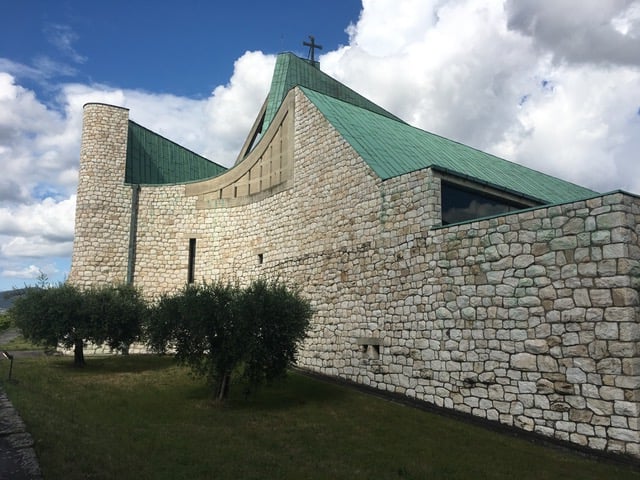 scorcio Chiesa autostrada del sole