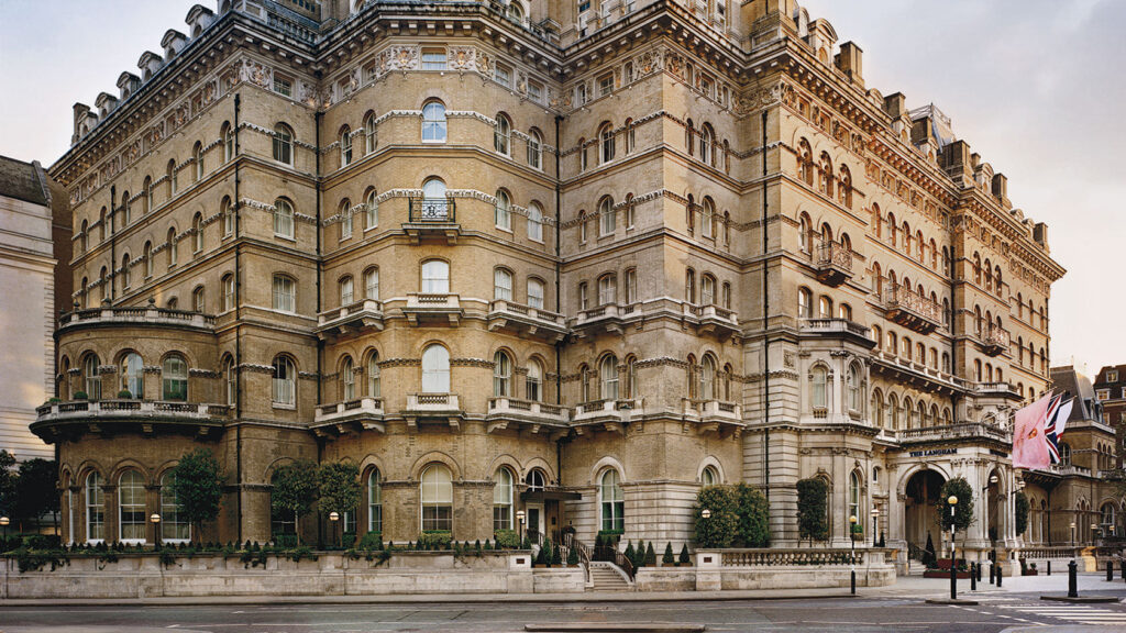 Hotel infestati da fantasmi, The Langham London