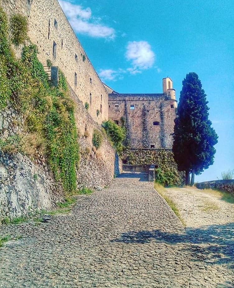 Cosa vedere a Massa Carrara, Massa ilcastello Malaspina