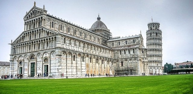 Cosa vedere in Toscana, Pisa Piazza dei Miracoli