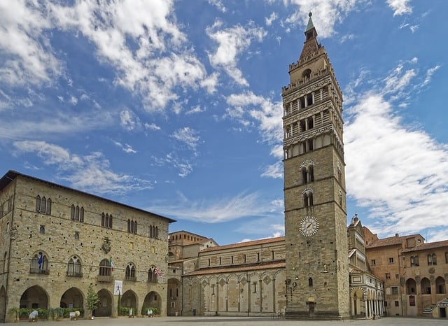 Pistoia, Piazza del Duomo