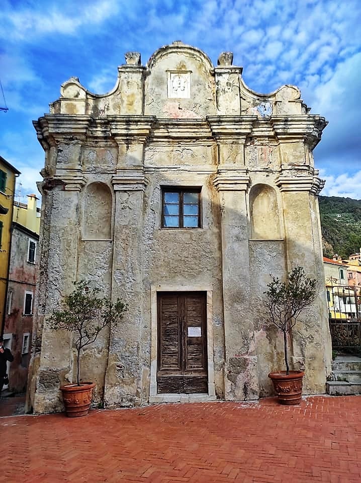 Tellaro, chiesa oratorio di Santa MAria Assuntaa