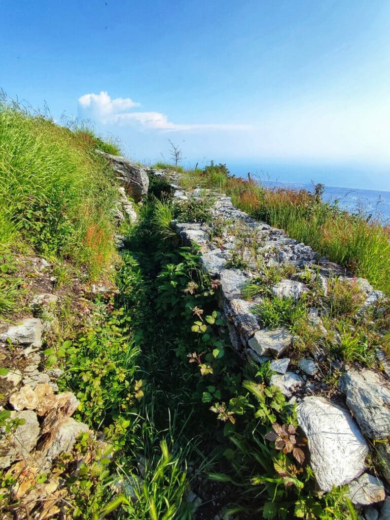 La trincea sulla vetta