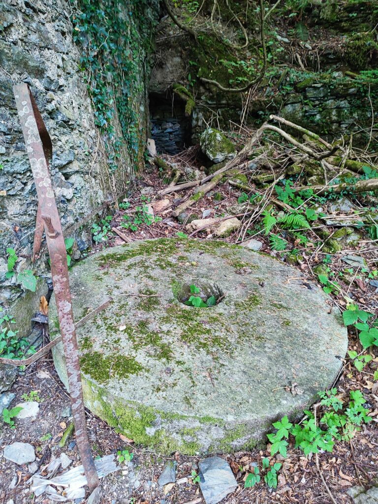 Miniere di Calcaferro una delle macine