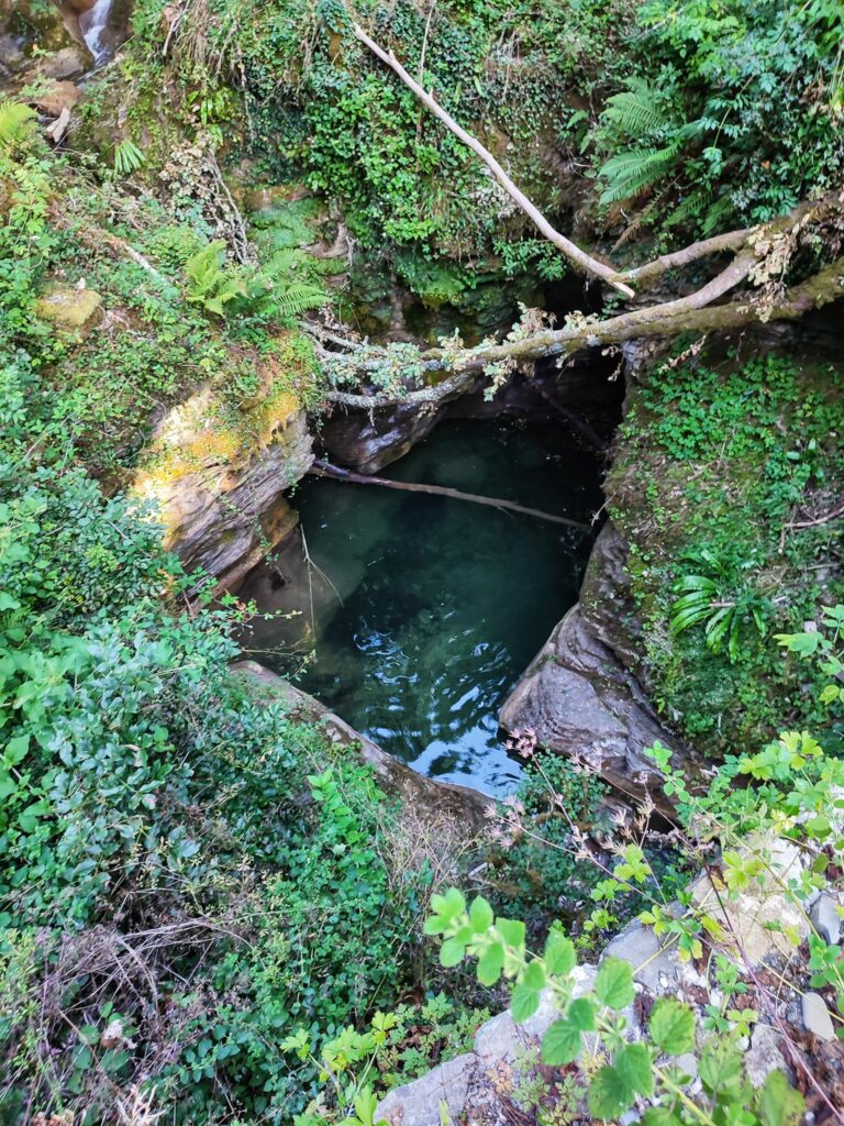 Pozze di Mochignano, la pozza sotto il ponte