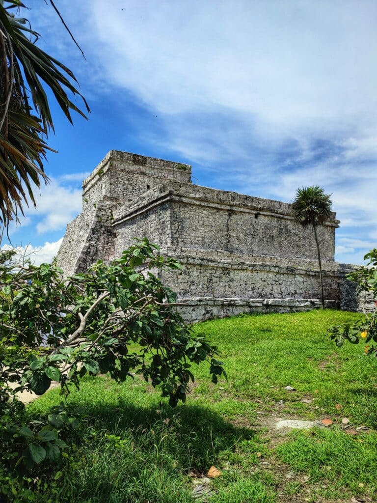 El Castillo Lato mare