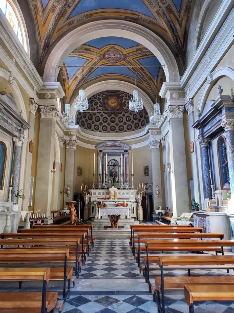 Interno della Chiesa di San Rocco Casoli di Camaiore
