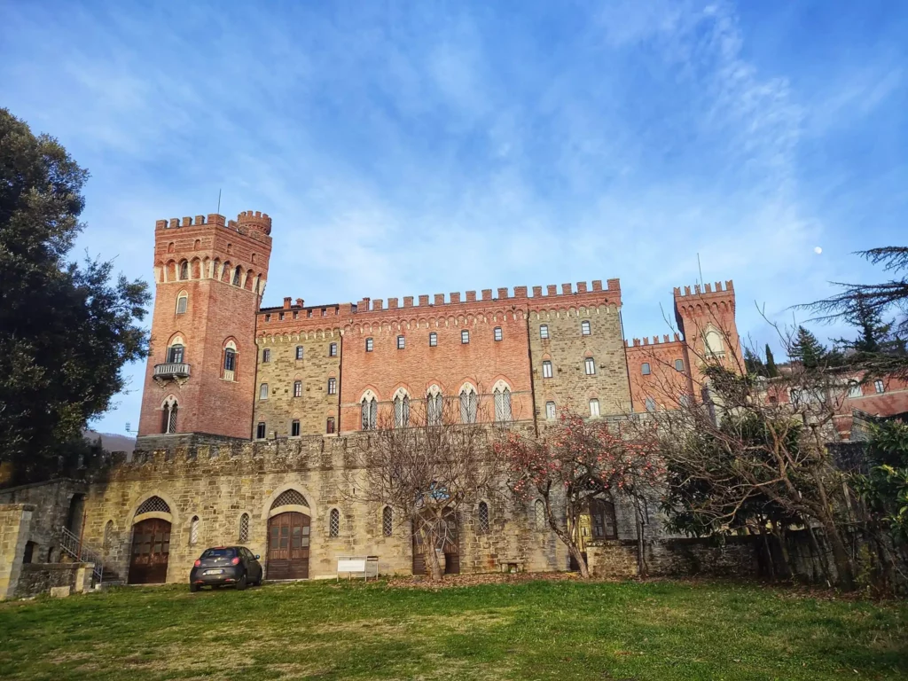 Il Castello di Valenzano , dormire in un castello in Toscana