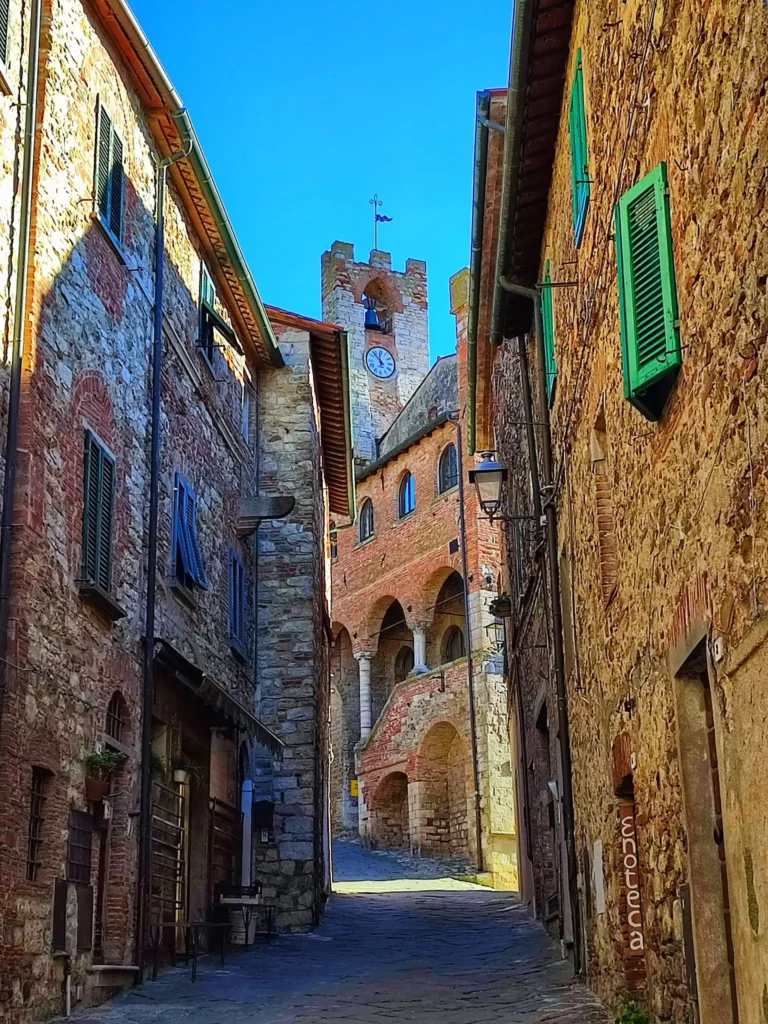 Scorcio di un vicolo di Suvereto